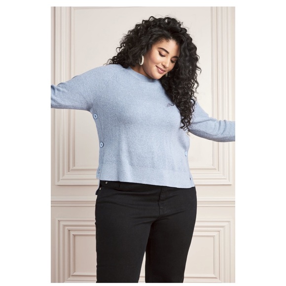 Side button detail sweater - Picture 3 of 9